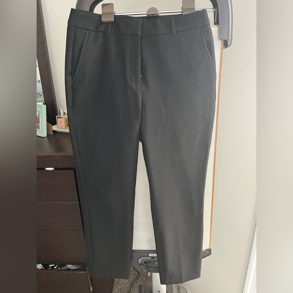 White House Black Market Elle Slim size 6